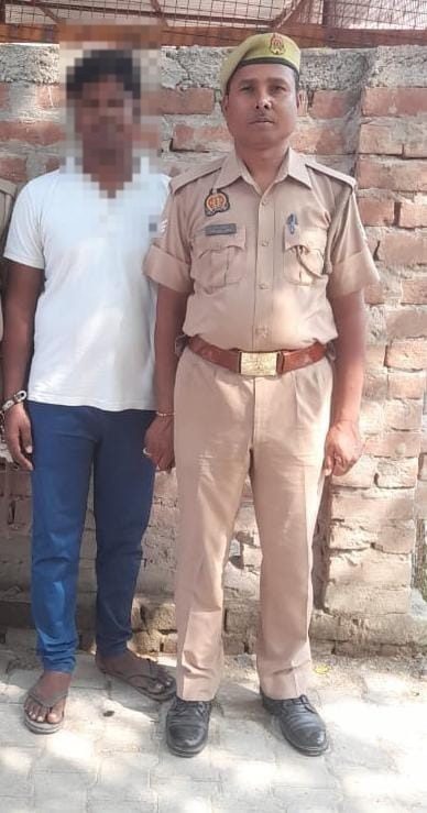 थाना बड़ागांव पुलिस ने धारा 406 भादवि से सम्बन्धित अभियुक्त मदन मुरारी मौर्या को किया गिरफ्तार