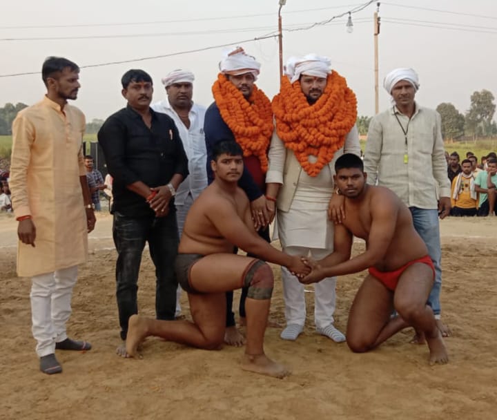 तीस हजार रुपये के इनाम पर दिल्ली के पहलवान जित्तू ने जीता बाजी