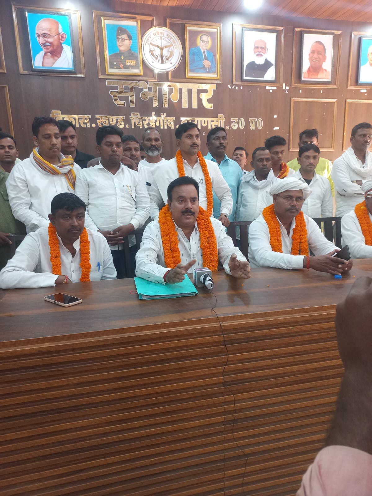 प्रदेश अध्यक्ष के निर्णय आने तक लाल बहादुर पटेल बने रहेगें, प्रधान संघ के ब्लाक अध्यक्ष
