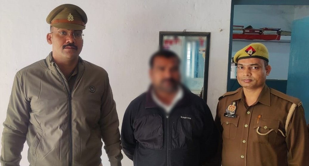 हत्या के मामले मे वांछित अभियुक्त नत्थूलाल सोनकर को थाना सारनाथ पुलिस टीम द्वारा गिरफ्तार किया गया