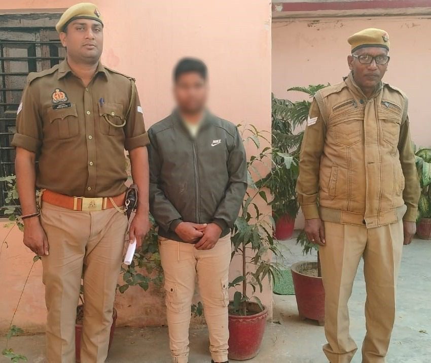 दुष्कर्म व पॉक्सो एक्ट के मुकदमे मे वांछित अभियुक्त मनोज कुमार उर्फ विवेकानन्द थाना चौबेपुर पुलिस टीम द्वारा गिरफ्तार