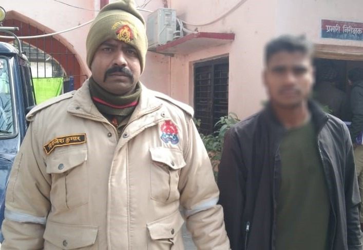 चोरी के मुकदमे में वांछित अभियुक्त बन्टी निषाद थाना चौबेपुर पुलिस टीम द्वारा गिरफ्तार