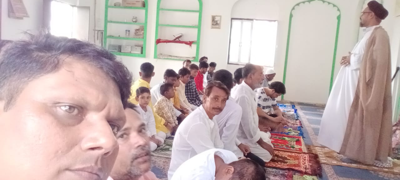मस्जिदों व ईदगाहों में अदा की गई बकरीद की नमाज, देश में अमन-चैन और खुशहाली की मांगी गयी दुआ