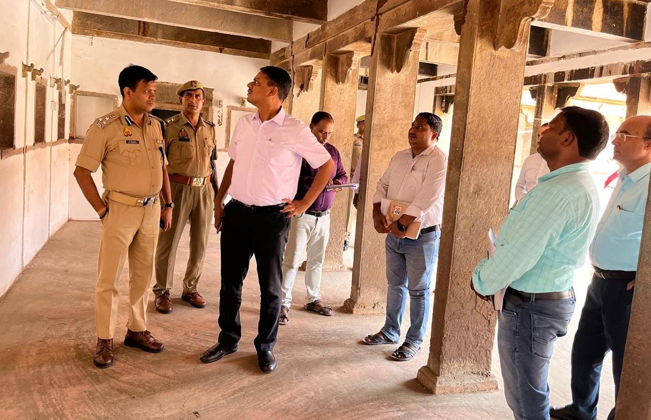 जिलाधिकारी और अपर पुलिस आयुक्त ने पंचकोशी यात्रा के विभिन्न पड़ावो का किया निरीक्षण