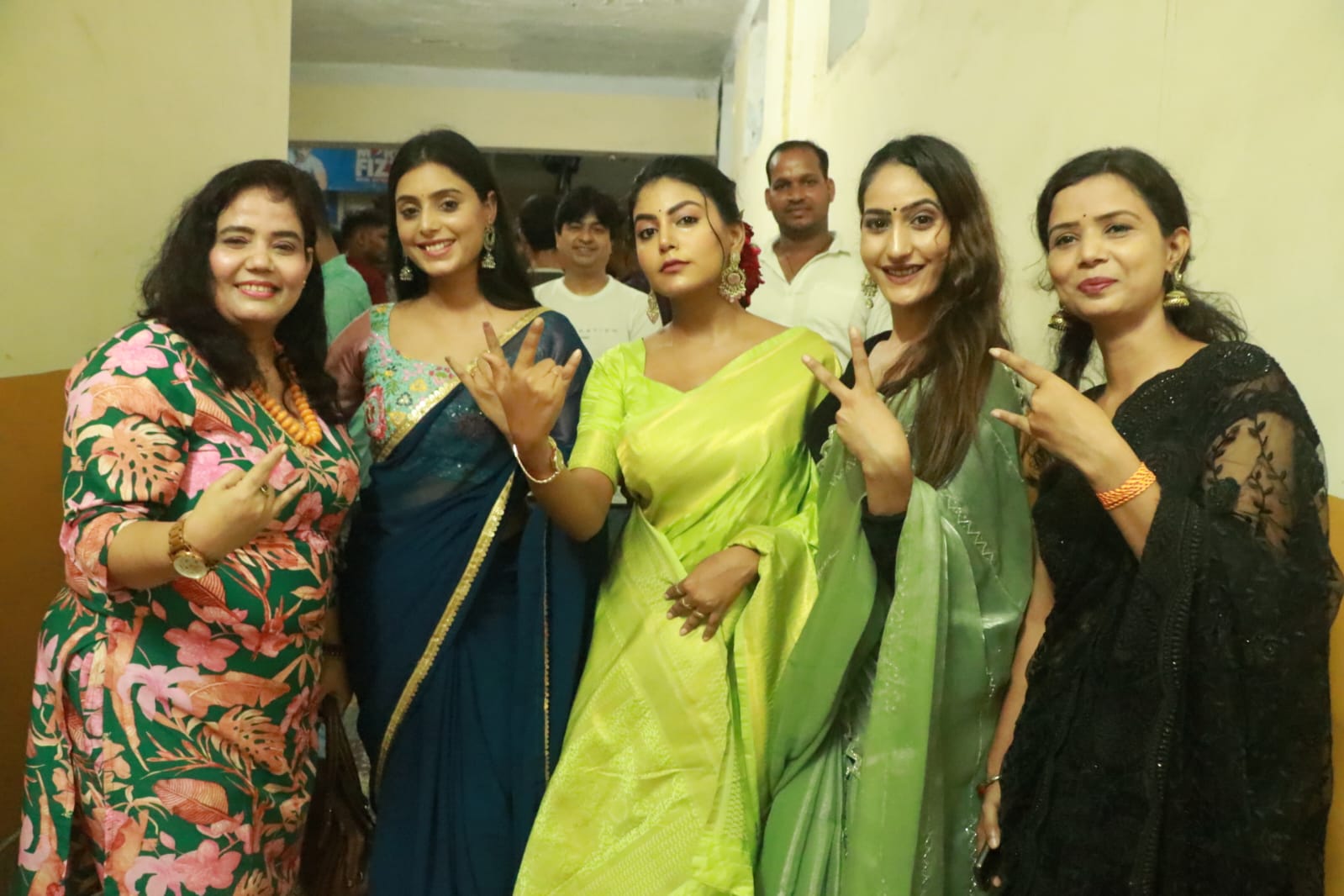 दलित हितों की बात करने वाली पहली भोजपुरी फिल्म ‘जया’ देखने के लिए उमड़ा दर्शकों का हुजूम