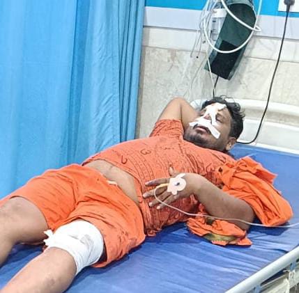 अलग-अलग सड़क दुर्घटना में कांवरिया व महिला दरोगा समेत पांच घायल