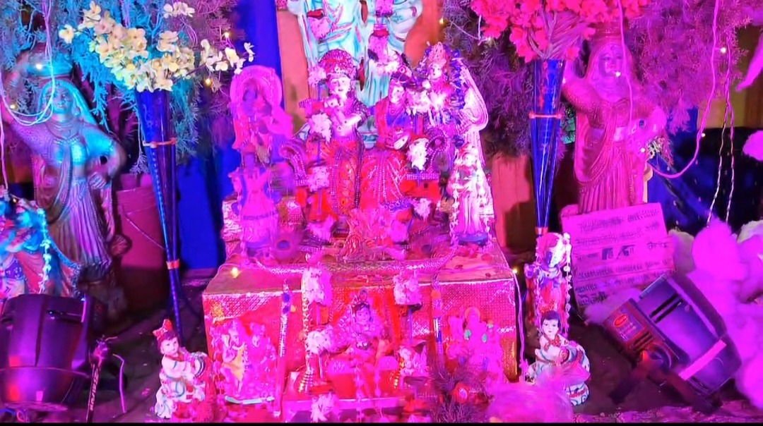 जायसवाल परिवार ने धूमधाम से मनाया श्री कृष्ण जन्माष्टमी महोत्सव