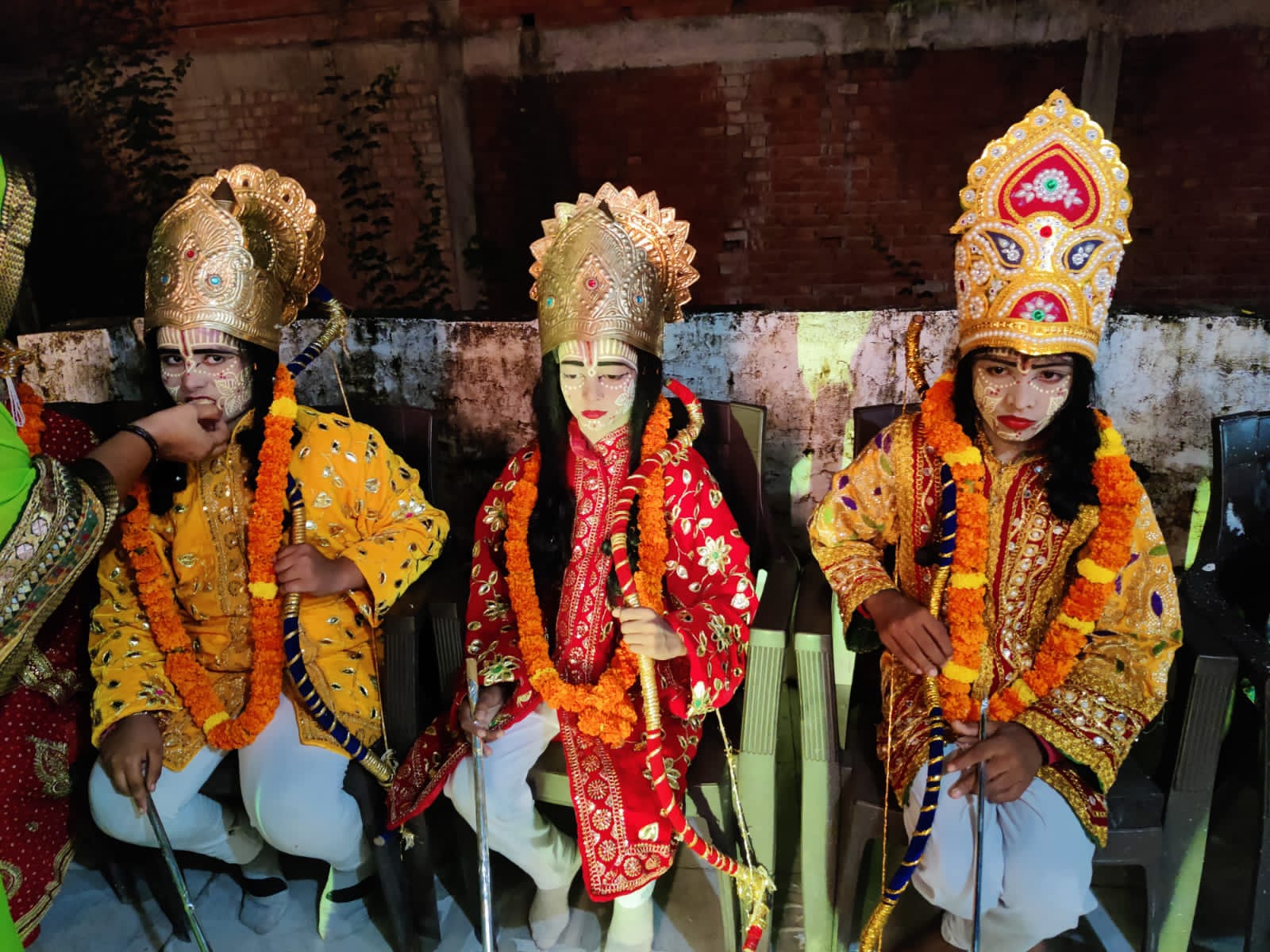 भगवान श्रीराम की निकाली गई बारात, जमकर थिरके लोग