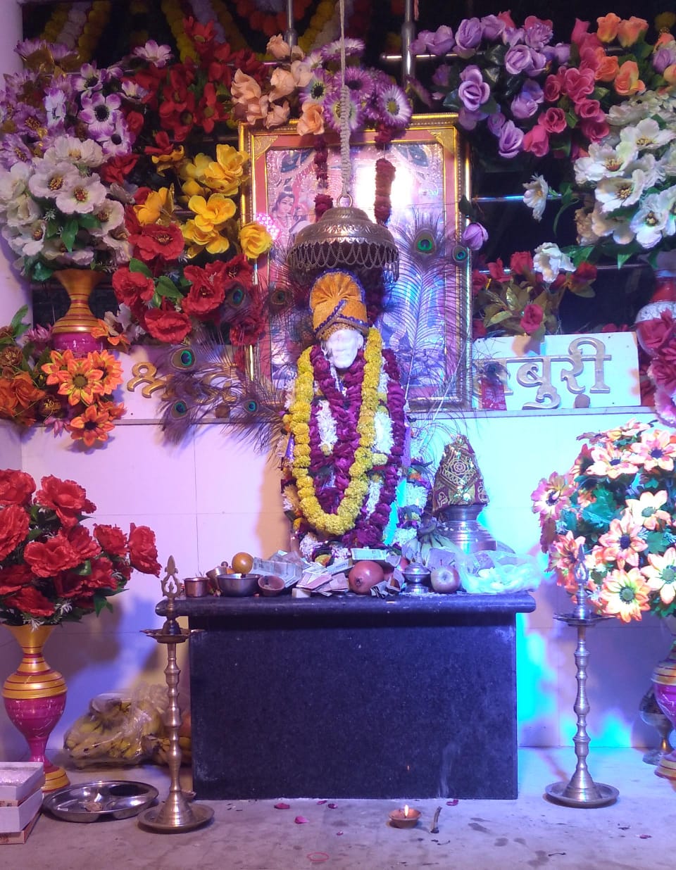 साईं बाबा मंदिर का स्थापना दिवस मना, हुआ भंडारा