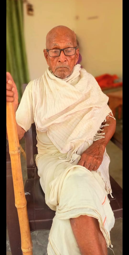 सपा के पूर्व विधानसभा अध्यक्ष को पितृ शोक