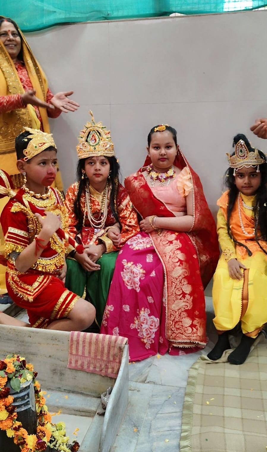 राम मंदिर निर्माण के एक वर्ष पूर्ण होने के उपलक्ष्य में निकाली गयी शोभायात्रा