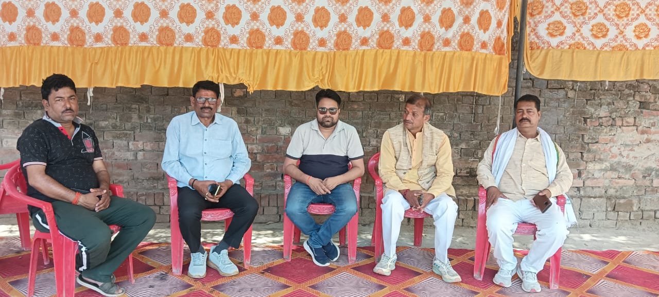 भाजपा नेता व ग्रापए के पदाधिकारी नें दी विनम्र श्रद्धांँजलि