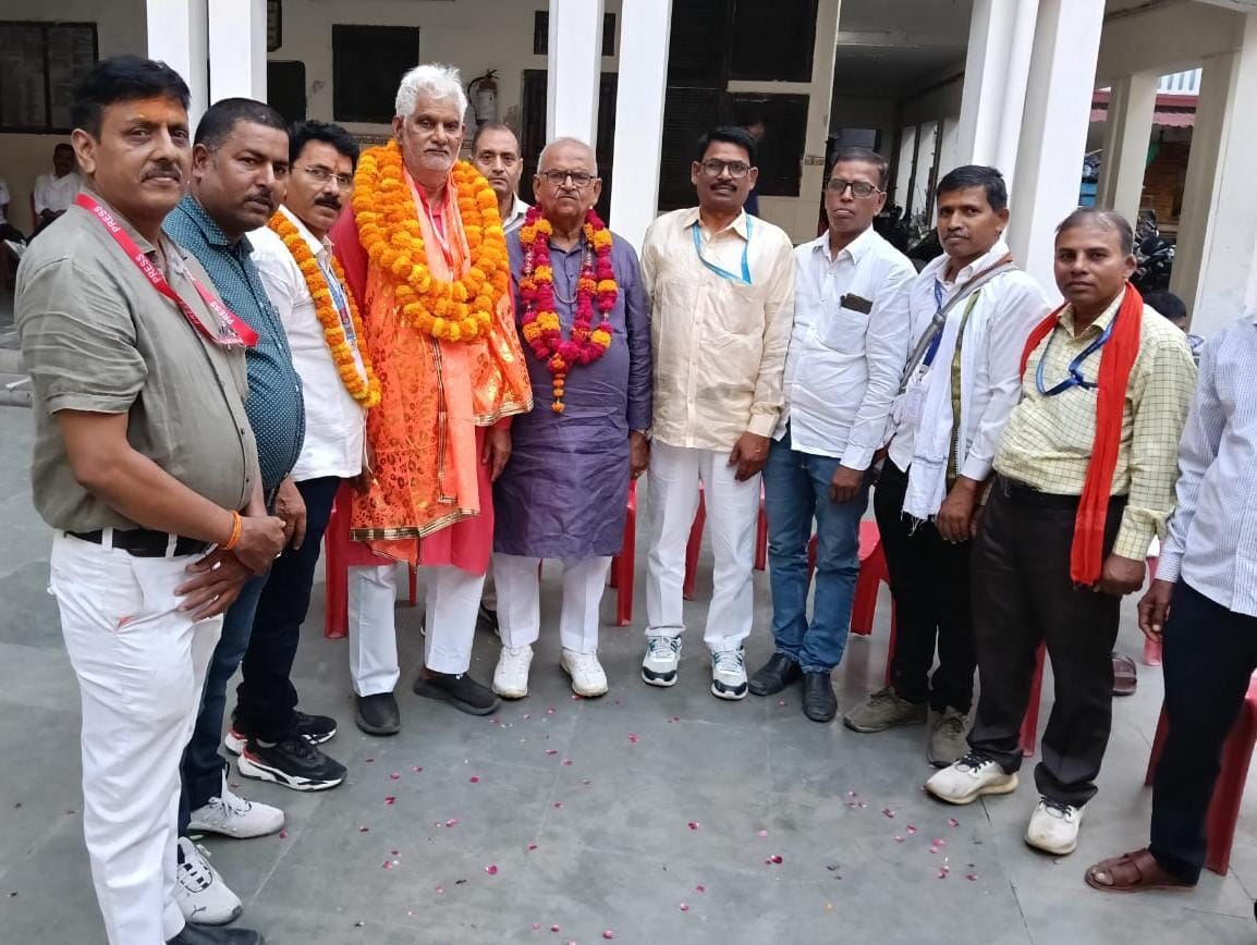 कलम के सिपाहियों ने चुना अपना नया सेनापति