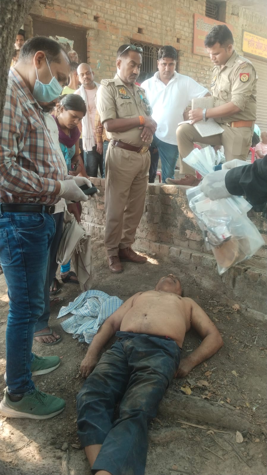 आयर गांव में वृद्ध का शव मिलने से सनसनी