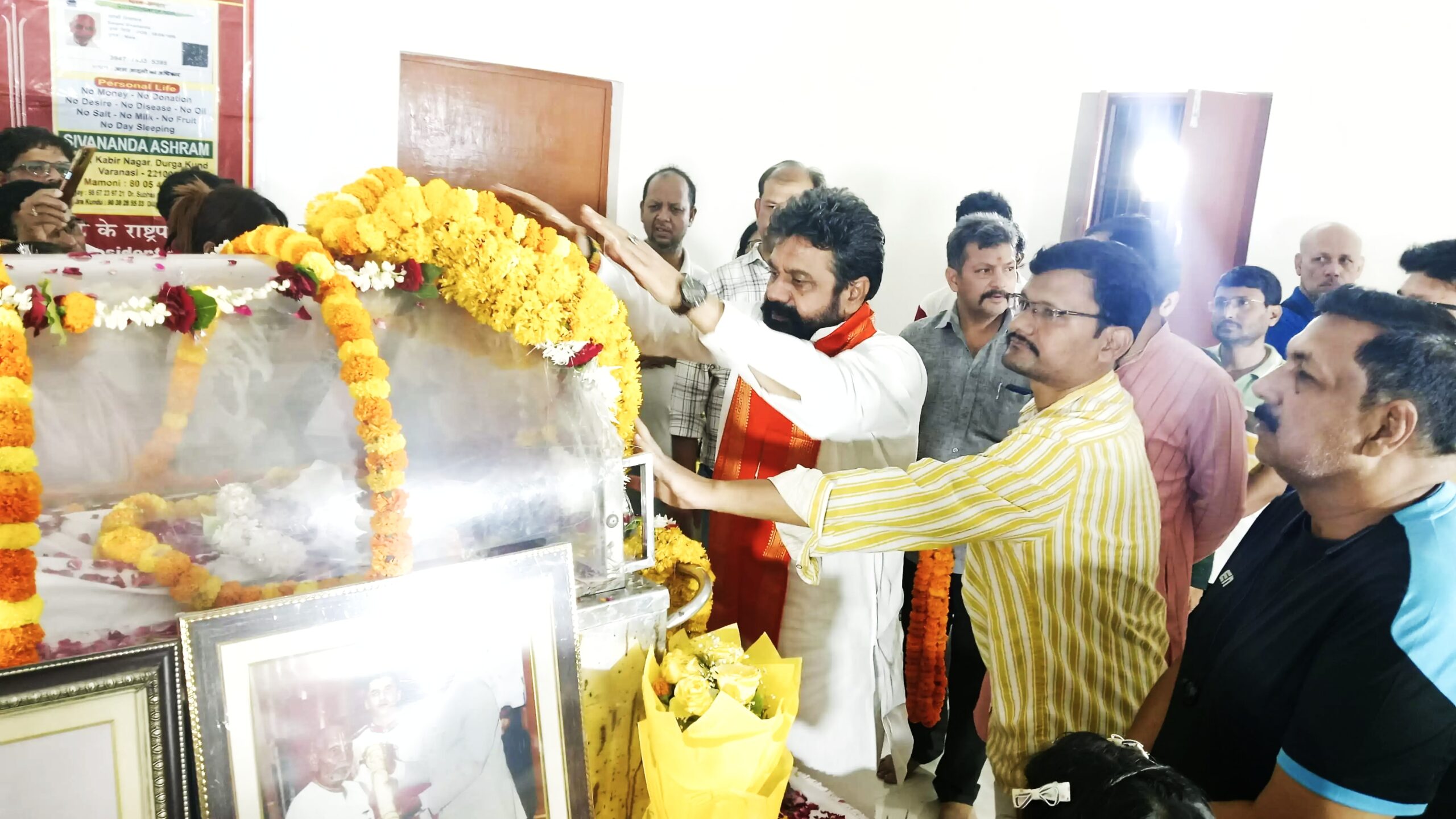 129 वर्षीय योग गुरु पद्मश्री स्वामी शिवानंद के निधन पर आयुष मंत्री डॉ. दयालु ने अर्पित की श्रद्धांजलि