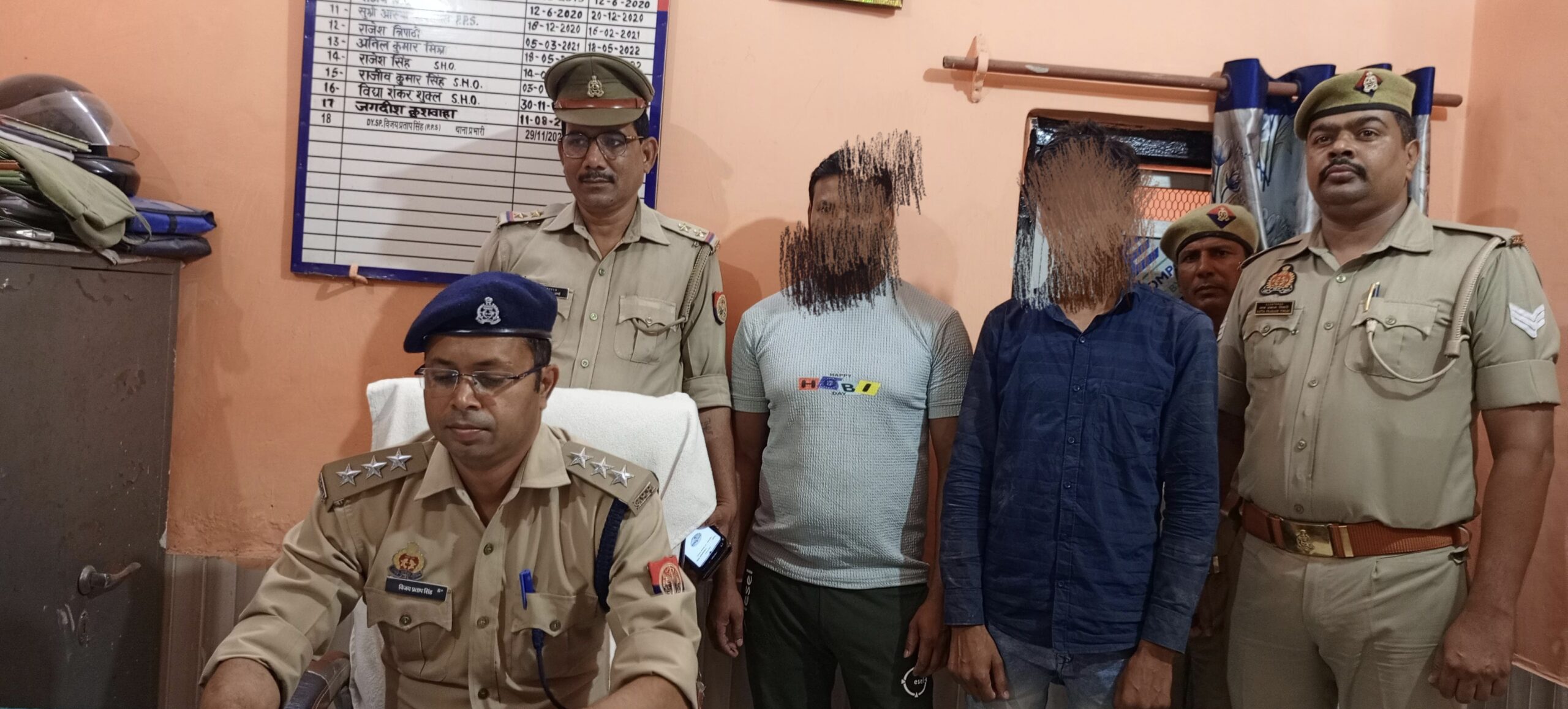 पांच गौवंश व एक बछड़ा के साथ दो तस्कर गिरफ्तार