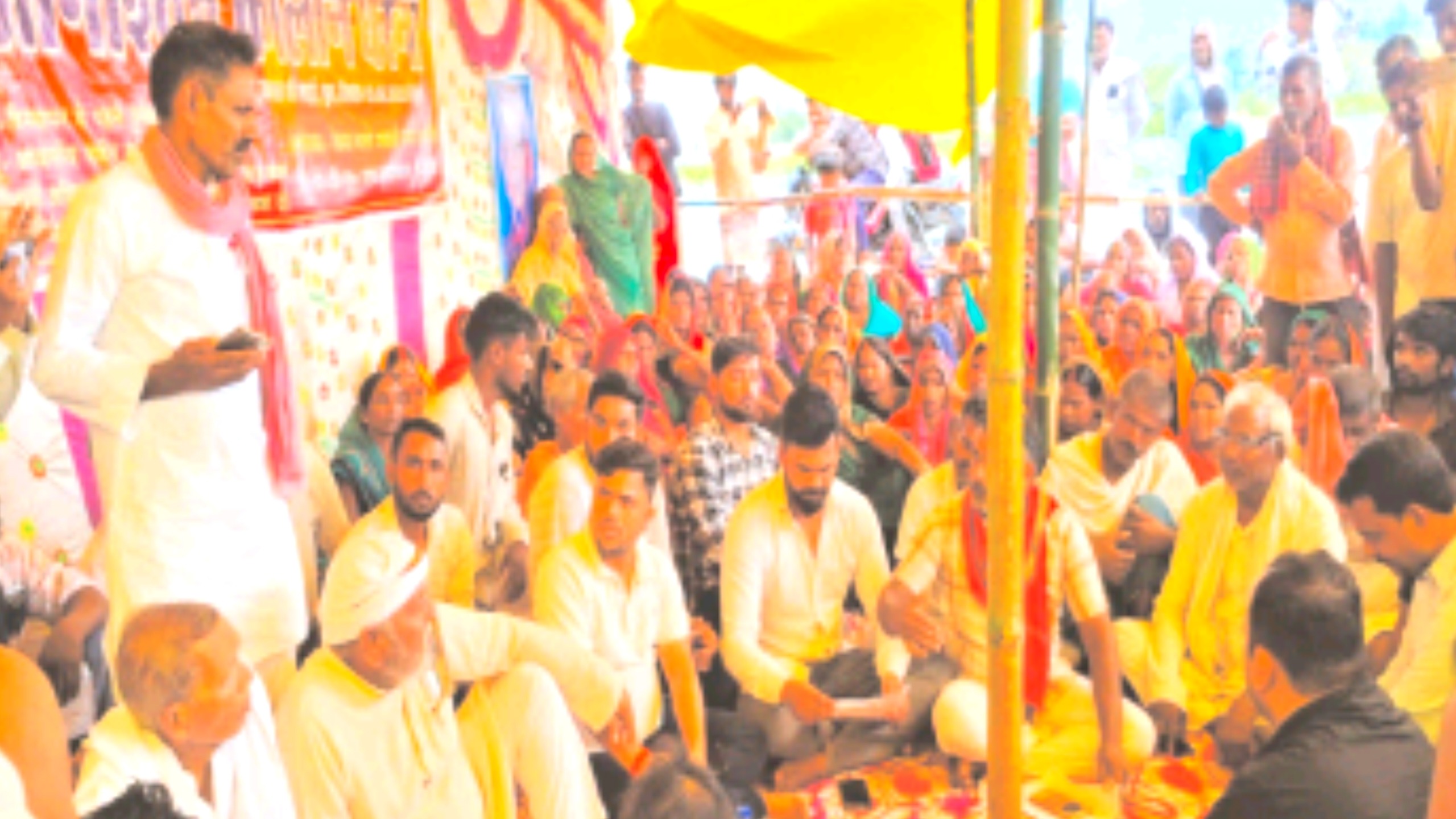 रेवसा बस्ती के विस्थापितों ने रखी जमीन के बदले जमीन की मांग, अनिश्चितकालीन धरना 13वें दिन भी जारी