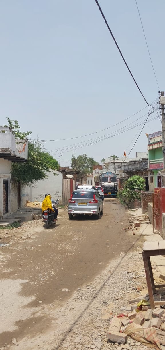 मार्कंडेय महादेव धाम मार्ग का चौड़ीकरण अधूरा, श्रद्धालुओं और ग्रामीणों को हो रही भारी परेशानी