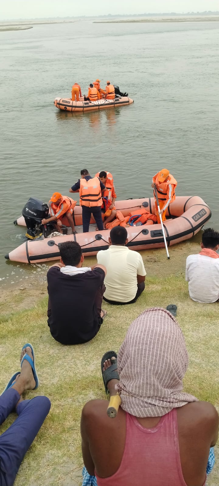 रामपुर घाट पर डूबे किशोर का शव दूसरे दिन मिला