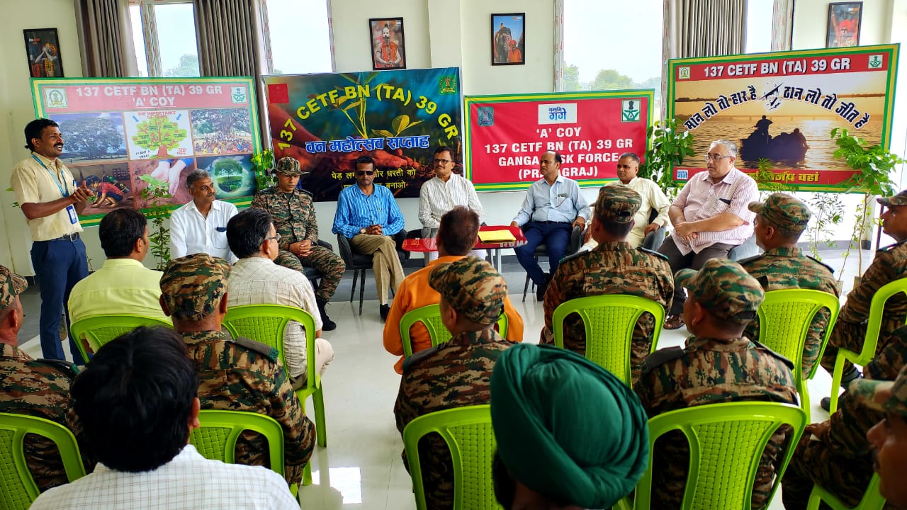 मैली गंगा से निर्मल गंगा तक का सफर, वृक्षारोपण से गूंजा प्रयागराज का गंगा तट