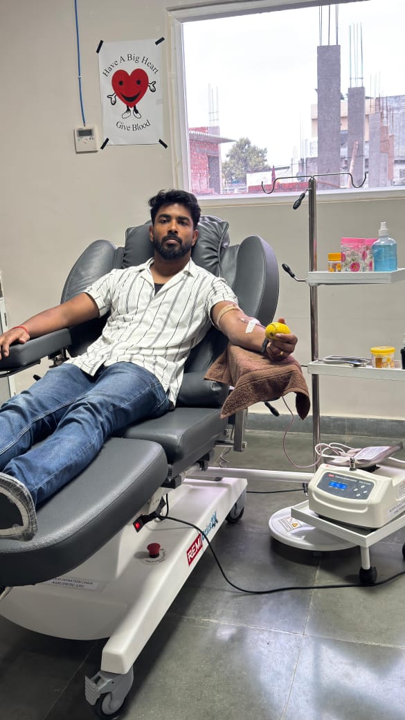 रक्तदान से बची नौ साल की मासूम की जान, वैभव केशरी ने निभाई मानवता की मिसाल
