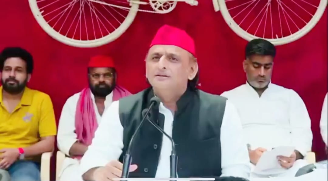 भाजपा पूजा पाल को बनाकर रही मोहरा, सपा के खिलाफ करा रही दुष्प्रचार : अखिलेश