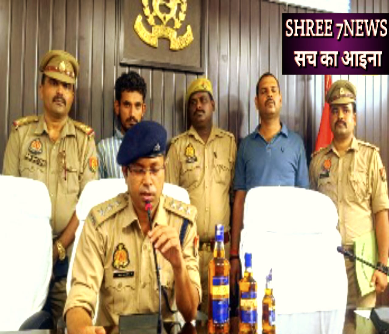 सारनाथ पुलिस ने पकड़ी 4 लाख की अवैध अंग्रेजी शराब, तस्कर गिरफ्तार
