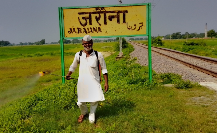 जरौना स्टेशन पर सामाजिक कार्यकर्ता अन्ना की पहल, स्वच्छता अभियान को मिला नया बल