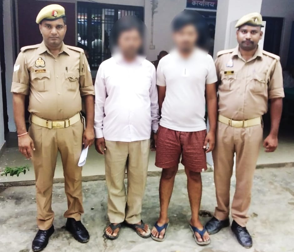 चौबेपुर पुलिस की बड़ी कामयाबी, हत्या प्रयास मामले में पिता-पुत्र गिरफ्तार, अवैध पिस्टल बरामद
