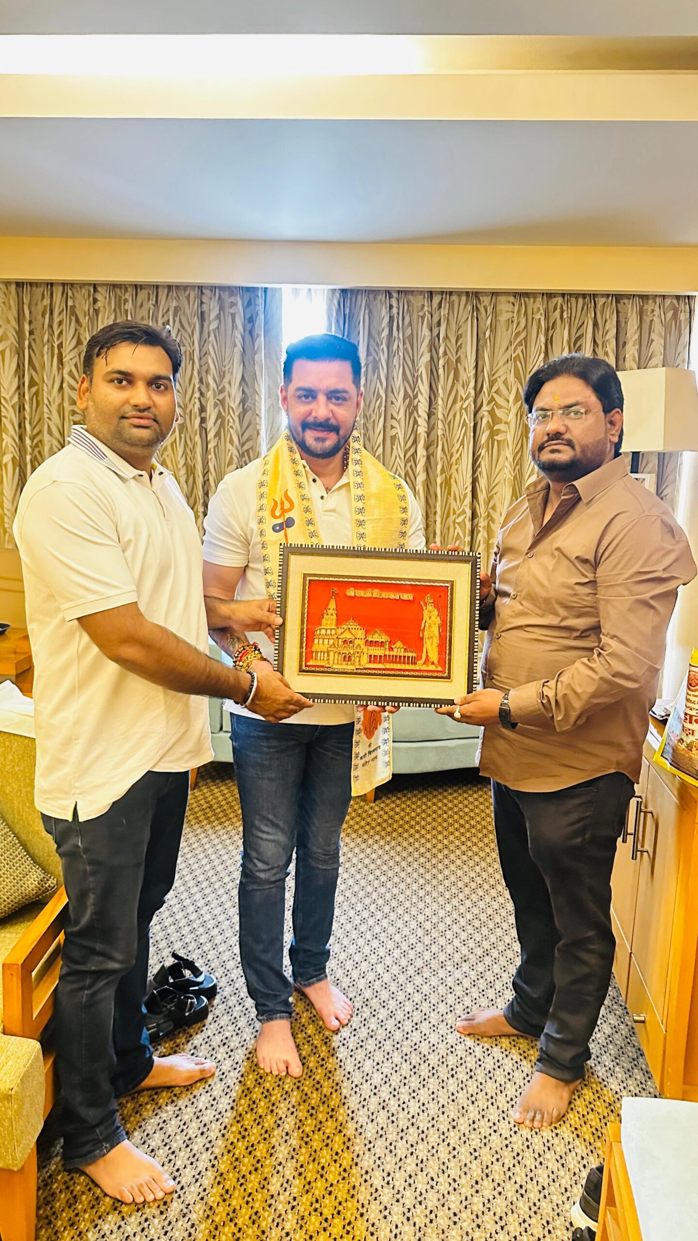 “अभ्युदय सेवा समिति को मिला हिंदुस्तानी भाऊ का साथ”