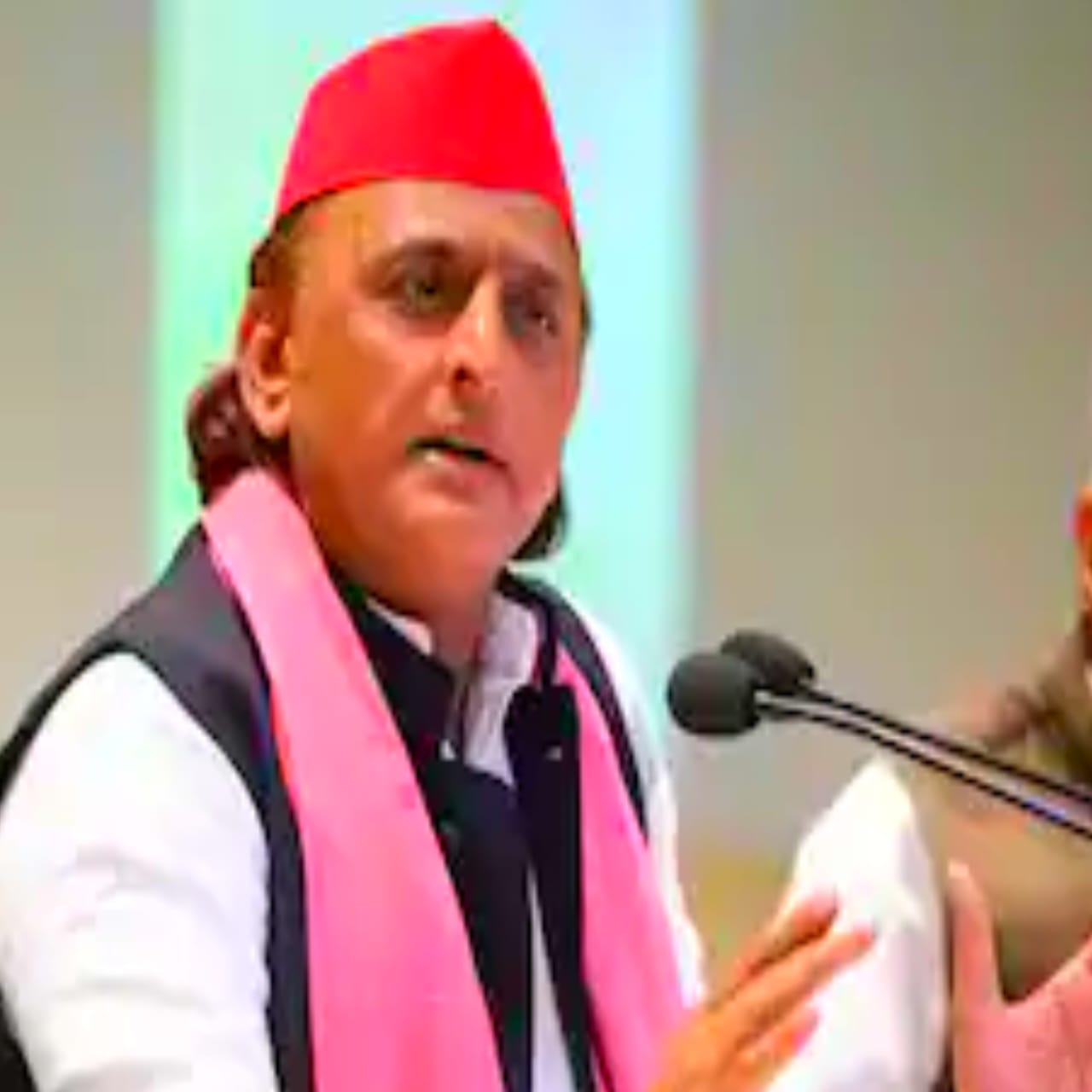 एसआईआर को लेकर भाजपा पर बरसे अखिलेश, बोले—जल्दबाजी में वोट अधिकार छीना जा रहा