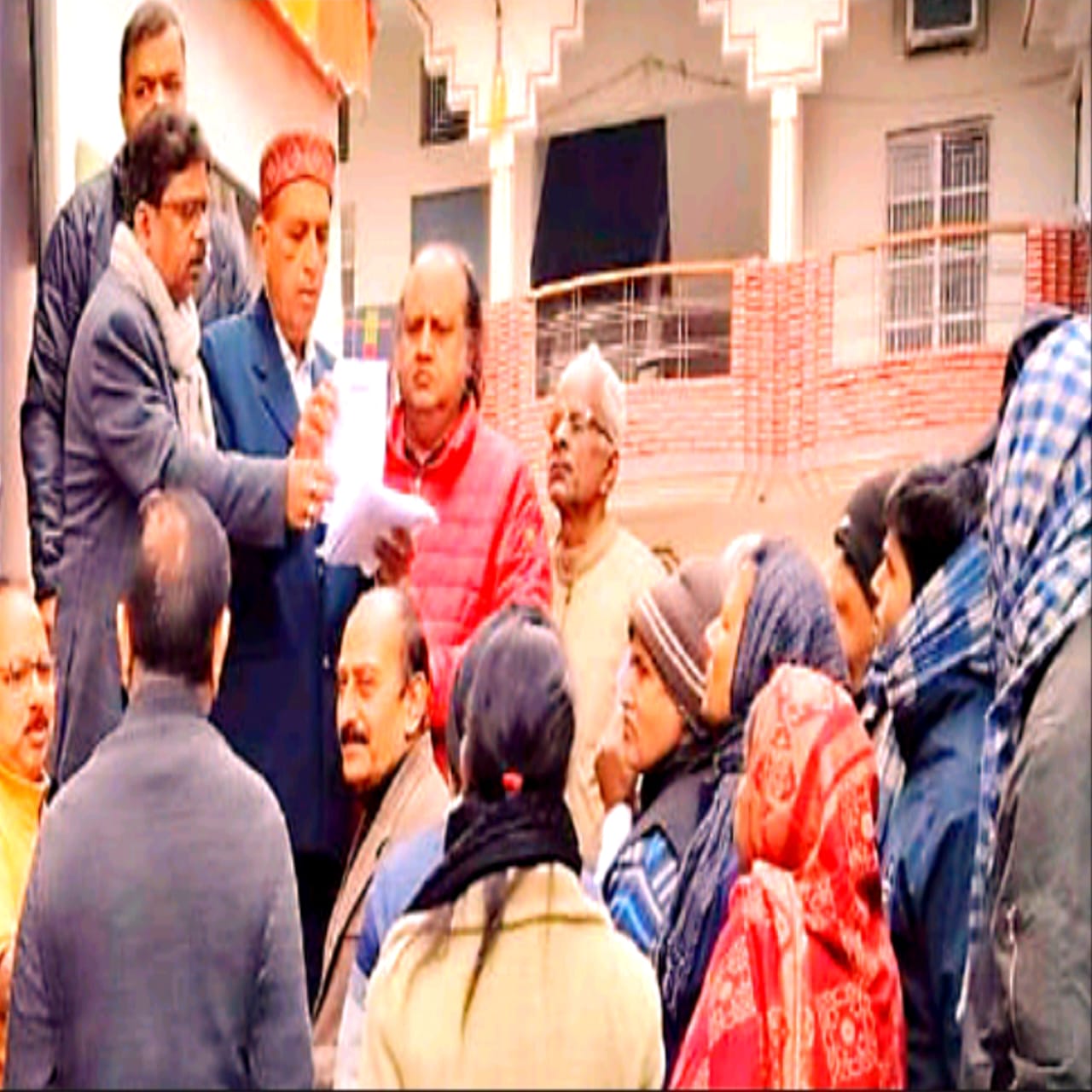 रेडक्रॉस व सिंधी समाज के संयुक्त प्रयास से निःशुल्क नेत्र शिविर आयोजित