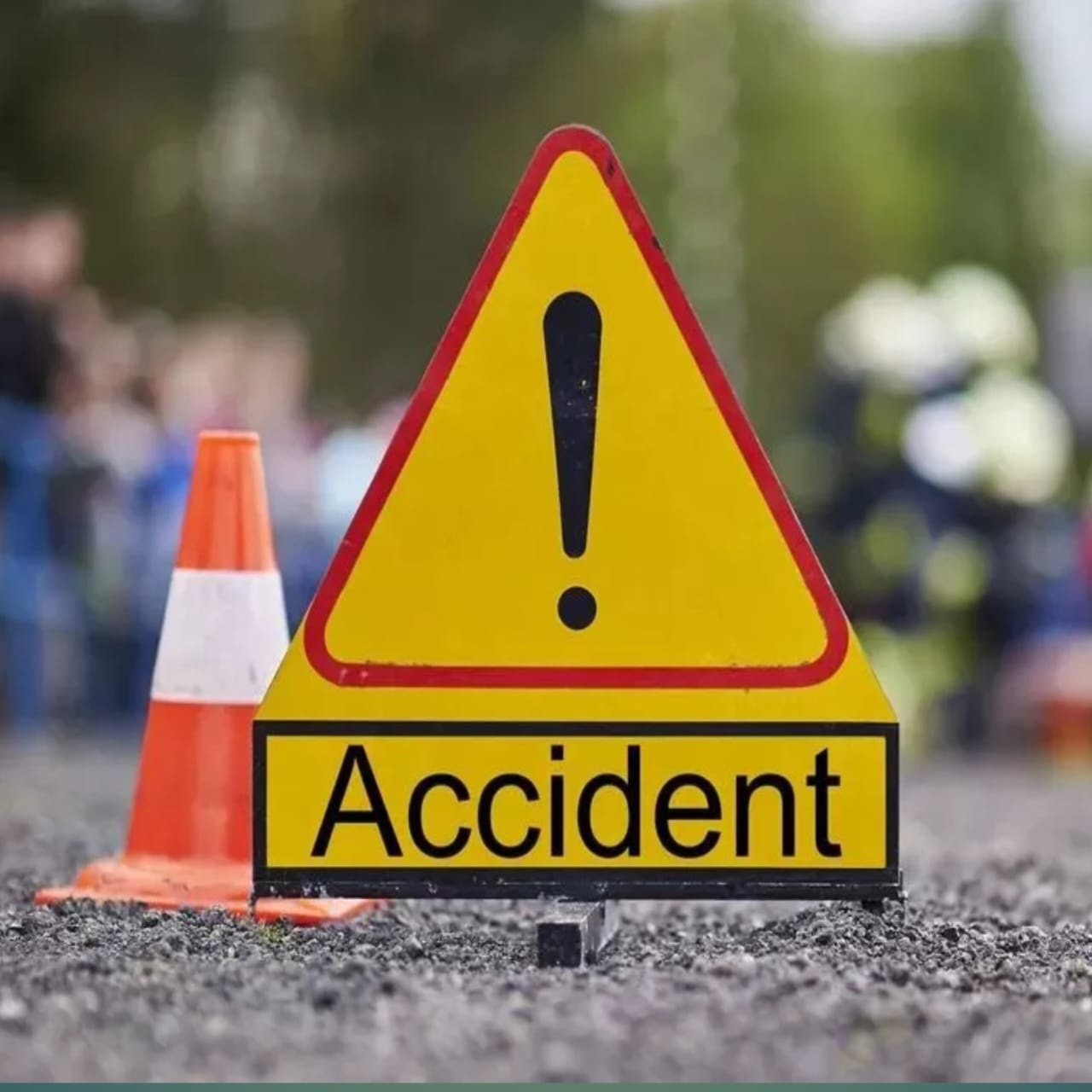 गोला गांव के पास भीषण सड़क हादसा, अज्ञात महिला की दर्दनाक मौत