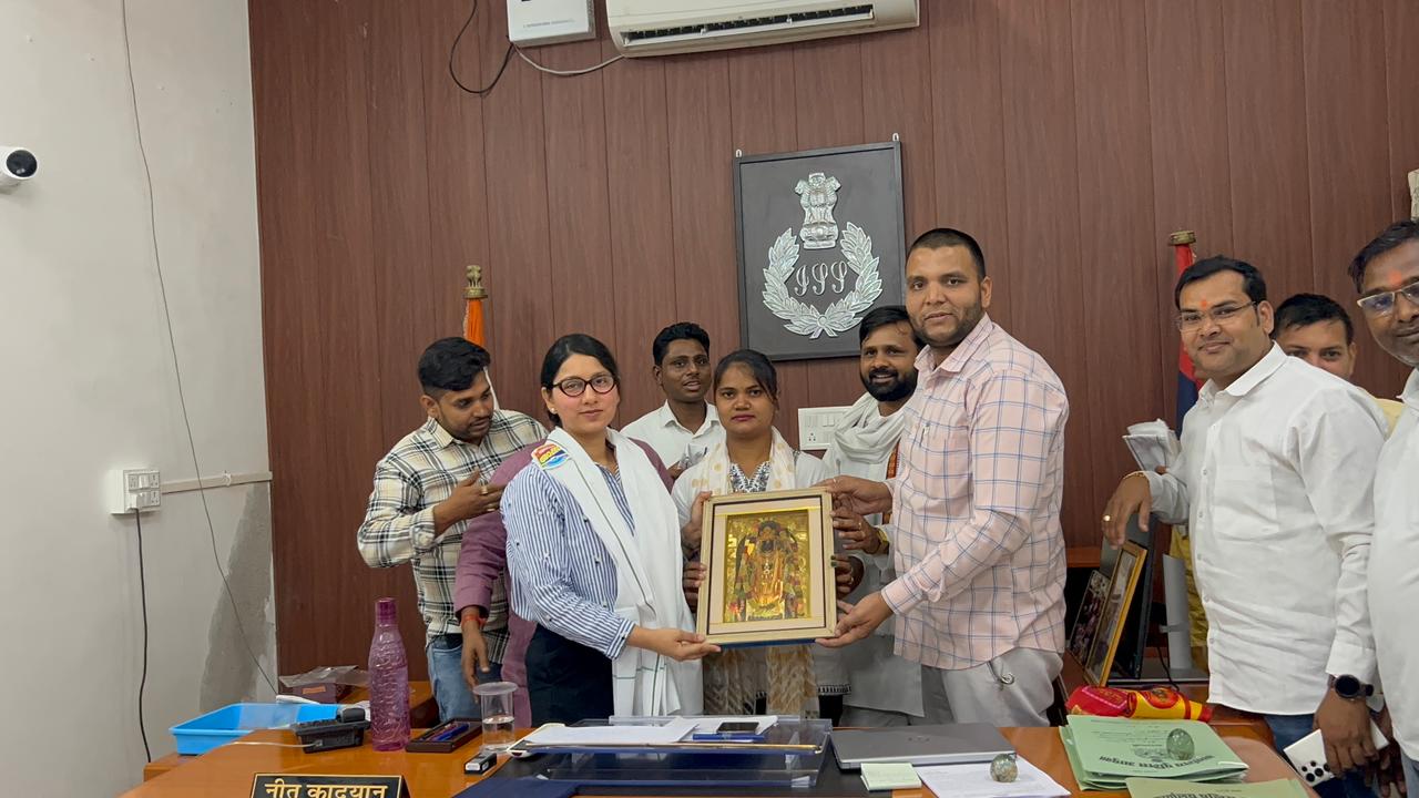 व्यापारियों ने नवागत डीसीपी नीतू कादयान का किया भव्य स्वागत, समस्याओं के समाधान का मिला भरोसा