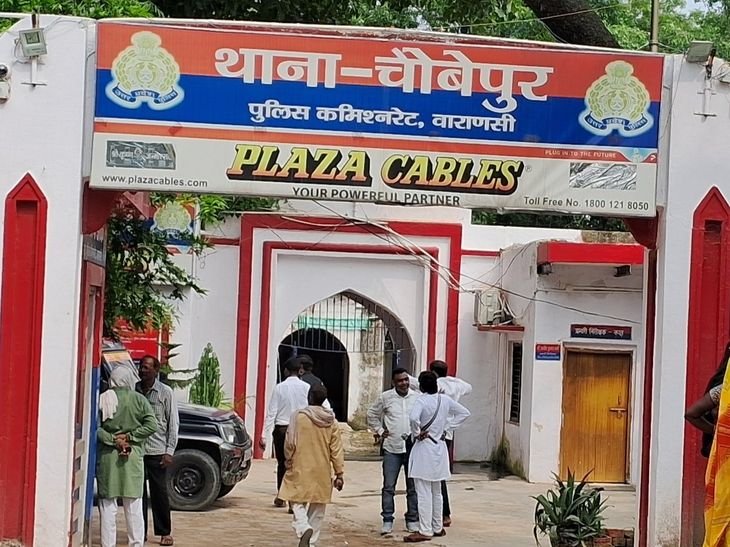 हाइवे पार करते समय तेज रफ्तार बाइक की टक्कर, महिला की मौत